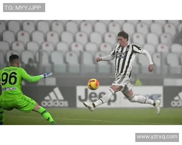 从贫民窟到足球巨星:C罗的奋斗与荣耀之路